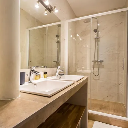 Appartement Cmg Boulevard Voltaire / Truillot D *