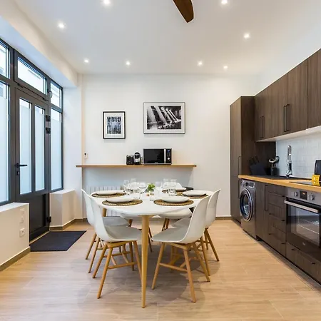 Cmg Boulevard Voltaire / Truillot D Appartement Paris